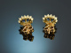 Classic earrings with sapphires and diamonds in 750 gold