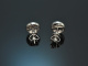 Sparkling earrings with diamonds in 585 white gold