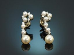 Around 1950! Fine earrings with diamonds and Akoya...