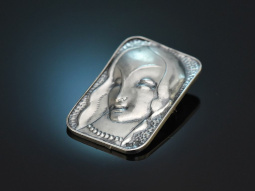 Art Deco brooch with womans head made of 925 silver