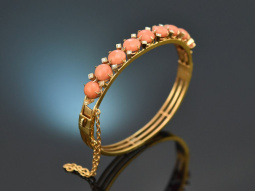 Southern German, around 1900: pretty bangle made of...