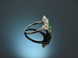 South German, circa 1925! Platinum Art Deco ring with...