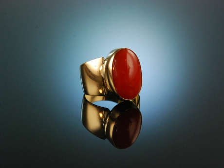 Italy around 1990! Fine Fine Coral Ring Sardegna Gold 750