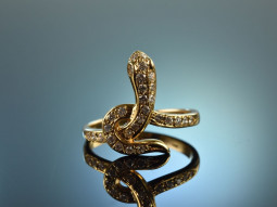 Munich around 1985! Classic snake ring diamonds ca. 0,3...